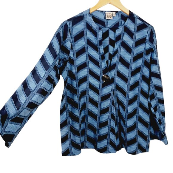 Parsley & Sage, Large, Blue Chevron Top/Wrap, Long Sleeve, Leight Weight, Cotton - Picture 4 of 12